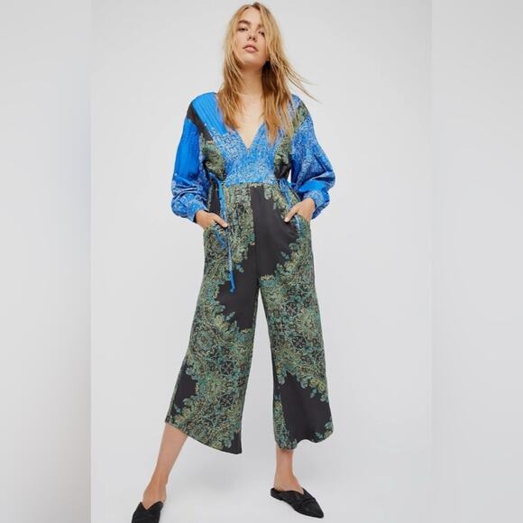 Free People Pants - FREE PEOPLE ANTHRO Blooming Fields boho meets western style paisley jumpsuit XS